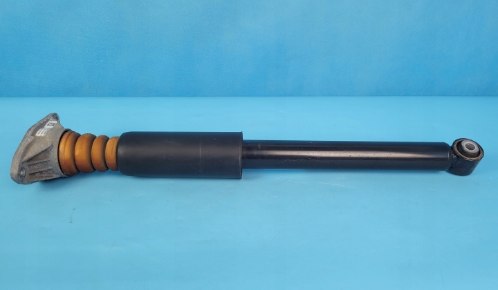 фото №11, Bmw 2' f44 218d gran купе 21r амортизатор зад 6883872