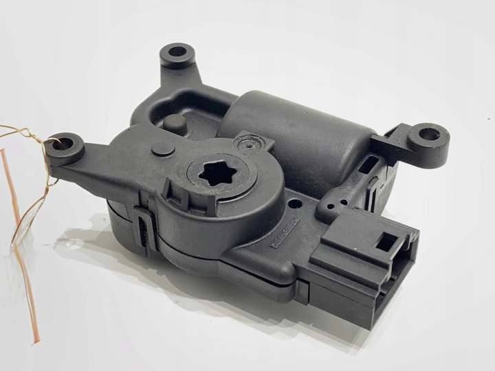 фото №1, Двигатель нагревателя vw 6q0907611a golf vii моторчик