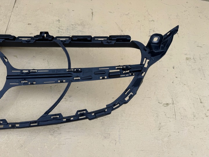 фото №9, Mercedes c-klasa w205 amg 14-21r решётка радиатора решётка бампера перед a2058802204