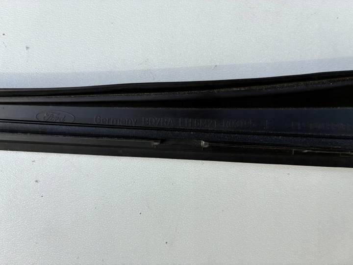 фото №12, Права ліва молдинг стійка скла передній ford s-max mk1 06-15r. ==oem==