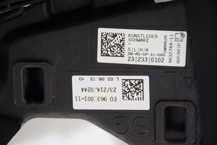 фото №15, Bmw 5 g60 g61 панель раздаточная консоль капот чёрная veganza