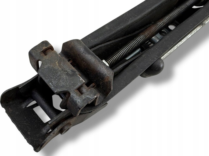 фото №5, Audi a3 s3 8v 2016 з задний домкрат автомобильный