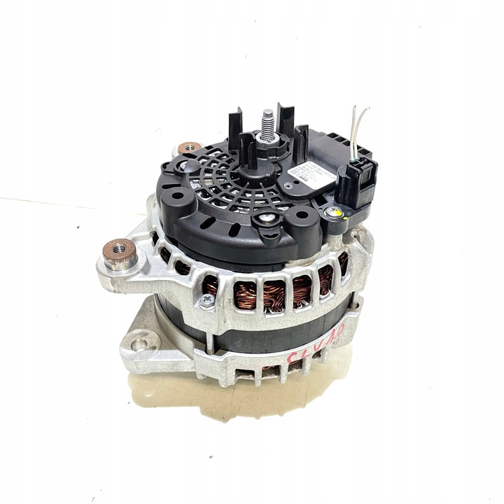 фото №1, Renault clio v 1.0 tce генератор 231001993r