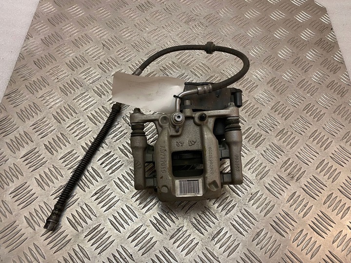 фото №9, Peugeot 3008 ii задній супорт гальмівний