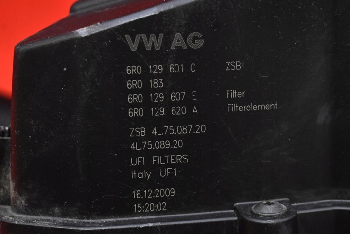 фото №8, Корпус фільтра повітря 6r0129601c vw polo 5 v 6r 1.6 tdi 75 km 09-15