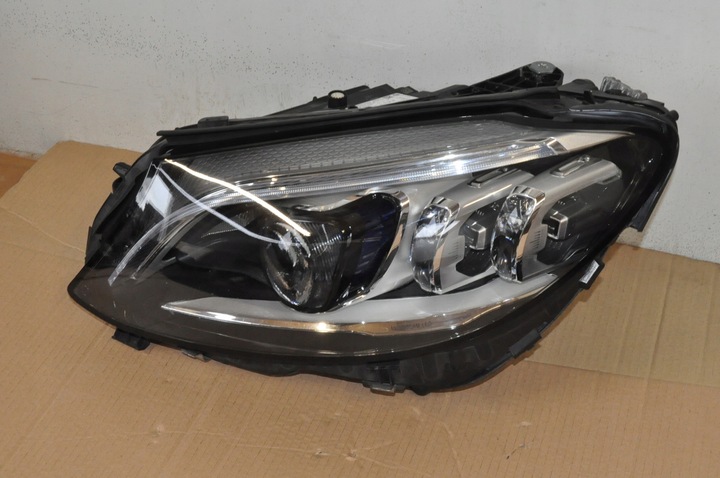 фото №1, Mercedes c-klasa w205 рестайлинг лампа левая перед multibeam led a2059068505