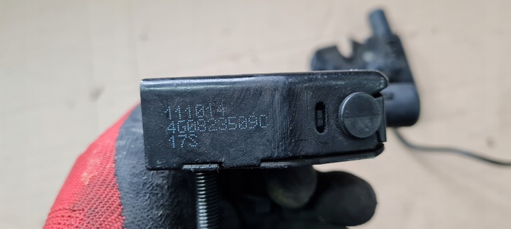 фото №9, A6 c7 4g s6 замок капота перед 4g0823509c s7 4g a7