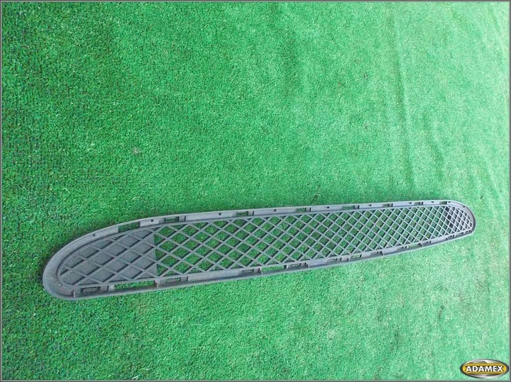 фото №4, Mercedes w203 c-klasa 2002 решітка бампера перед