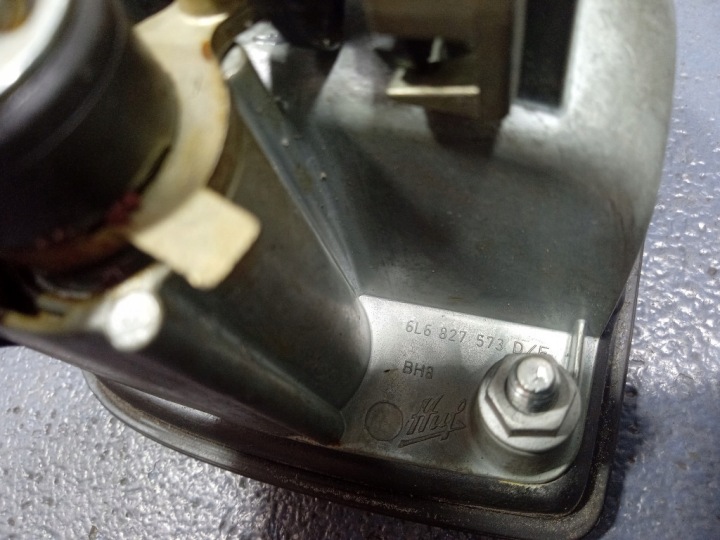 фото №7, Seat cordoba ii значок ручка крышки задней багажника 6l6827565c