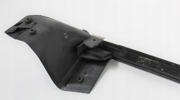 фото №5, Прокладка накладка двері правий перед bmw e82