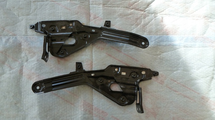 фото №3, Mercedes smart w453 кронштейн крила a4536209800