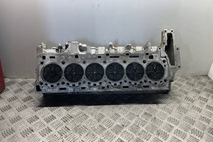 фото №15, Головка двигателя bmw 3 f30, f80 7812929 3.0l дизель 190kw 2014