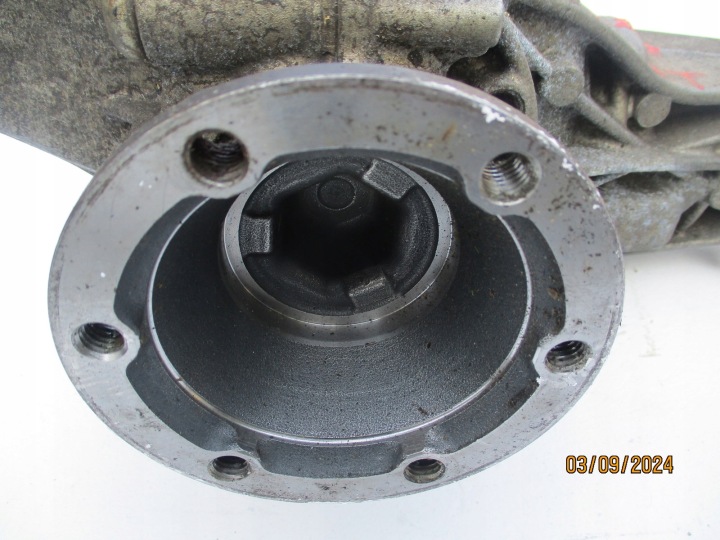 фото №9, Дифференциал дифференциал vw amarok 2h0 2,0tdi agt 0bm409505k передний