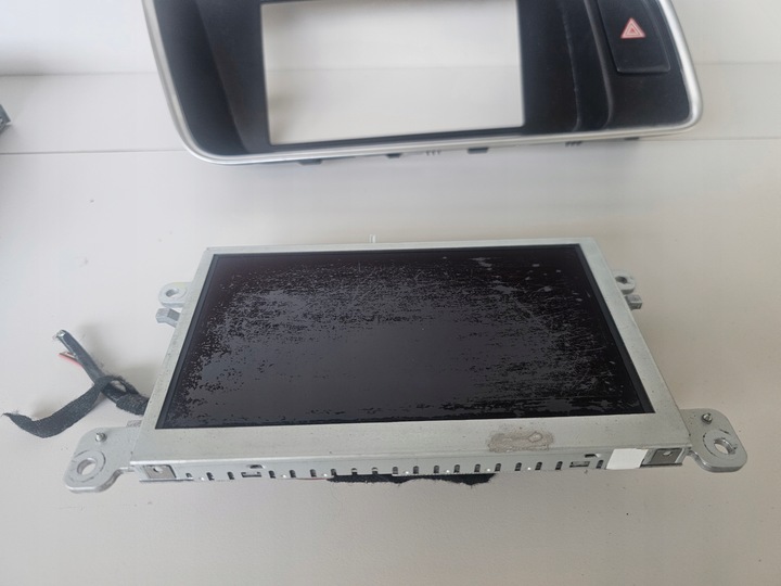 фото №7, Екран дисплей радіо навігація тюнер audi q5 8t1035652g / 8t0919604