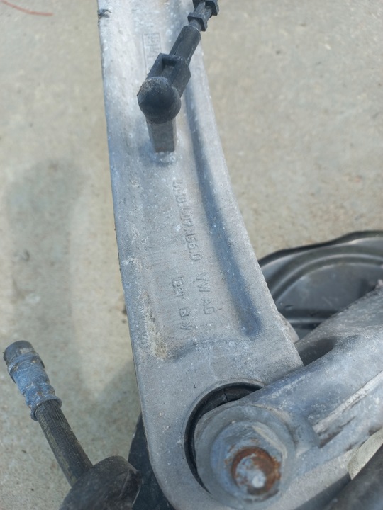 фото №11, Audi q7 3.0 15- поворотный кулак рычаг амортизатор правые