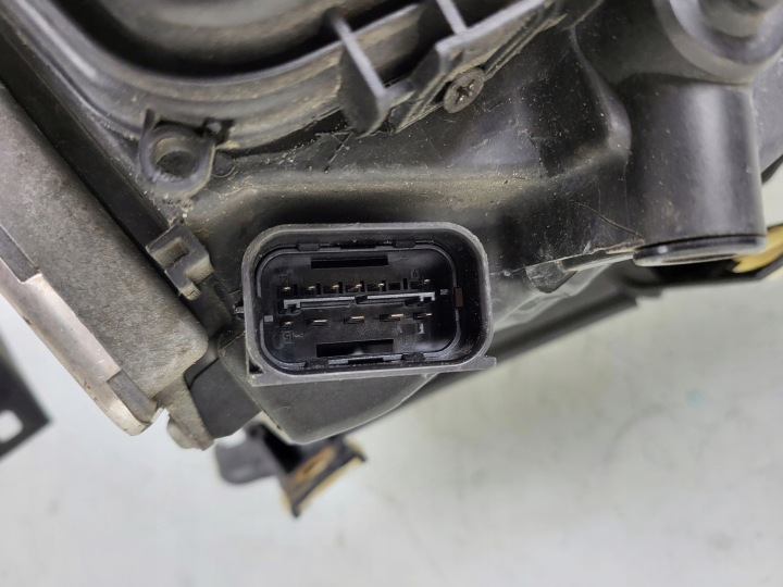 фото №13, Bmw e90 e91 05r фара передня ліва ксенон 7161667 631171616679 європа