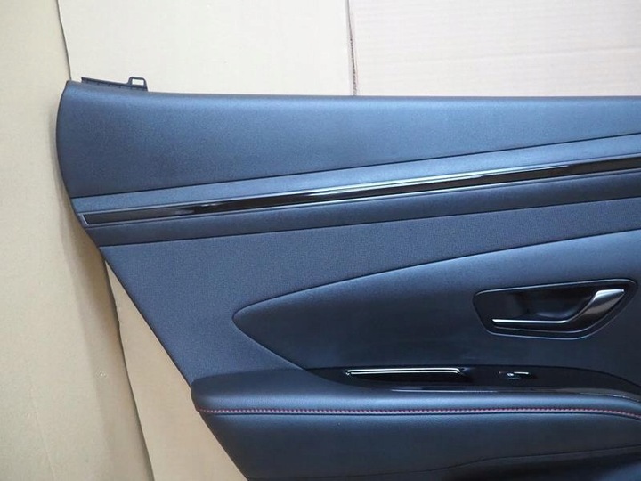 фото №2, Оббивка двері лівих задніх зад hyundai tucson iv