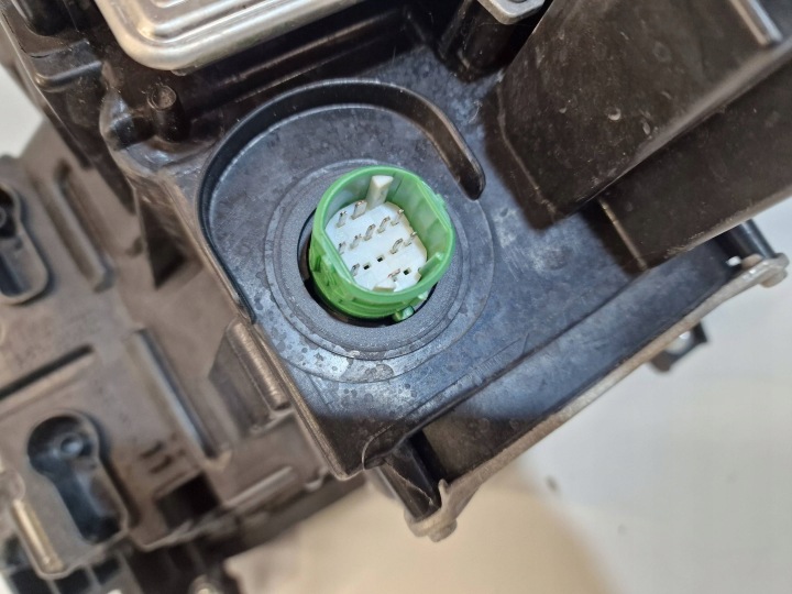 фото №10, Alfa romeo stelvio bixenon фара праве перед права передня 50563959