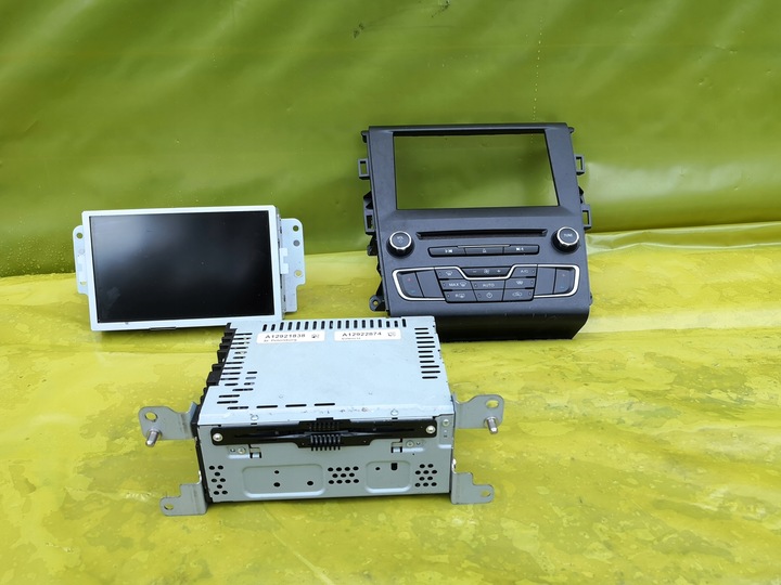 фото №1, Ford mondeo mk5 14- радио навигация gps синхронизация 2 комплект