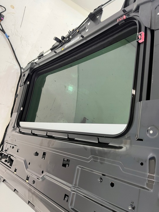 фото №10, Люк панорама двойная audi a8 d4 длинный 4h4877041 4h4959591 комплект