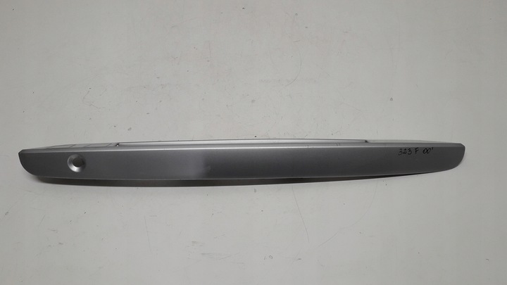 фото №10, Mazda 323f bj 98-03 накладка планка кришки задньої