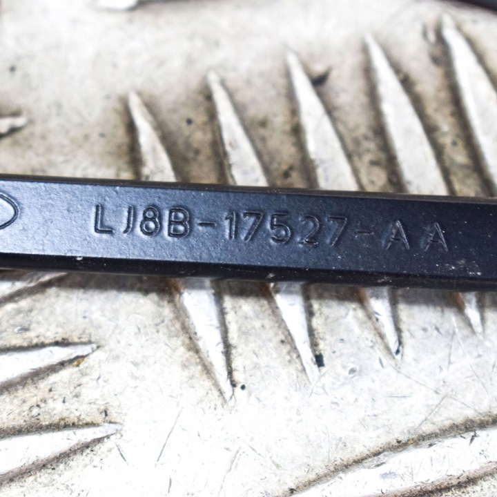 фото №8, Ford mustang mach-e 2022 двірник скла передній / лобовий