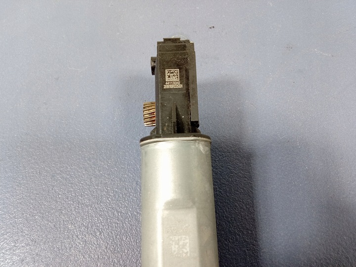 фото №6, Bmw 2 f44 f40 моторчик люк левый 9498890