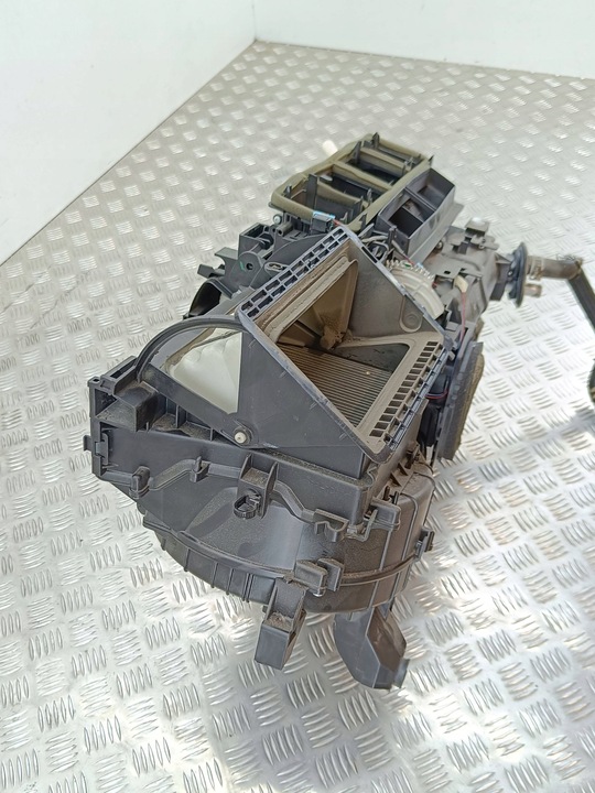 фото №6, Toyota avensis t270 2011 отопитель / комплект