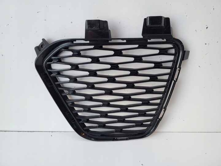 фото №1, Решётка левая решётка range rover sport svr l494 fk6m-17k947-a