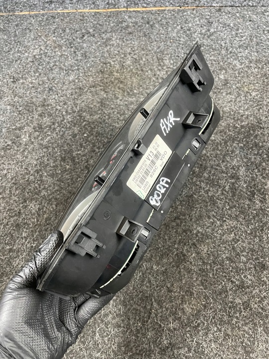 фото №6, Vw bora 1.9 tdi спідометр  прилади 1j5920826c пробіг- 301tyś
