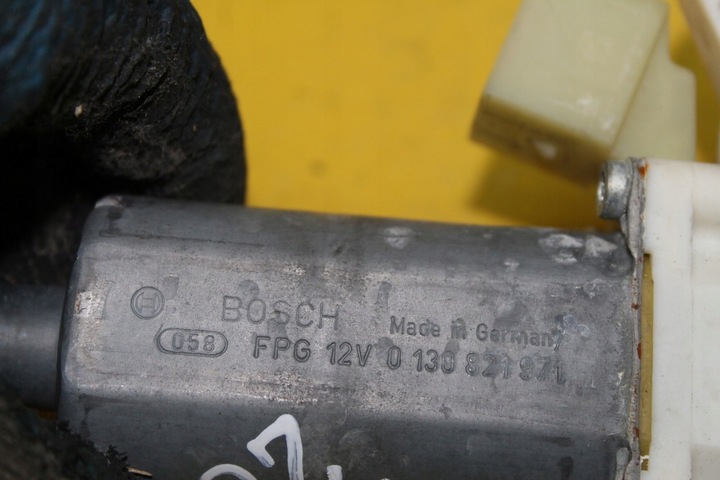 фото №8, Двигунчик скла праві перед w211 a2118203042