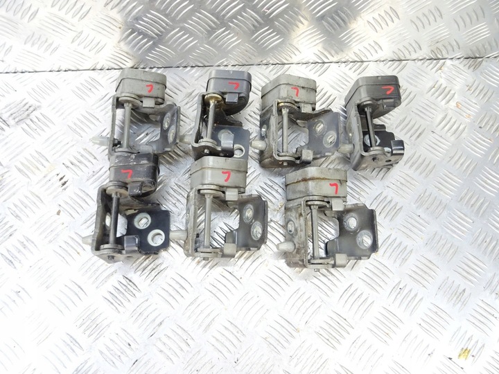 фото №1, Citroen c5 iii x7 ограничитель дверь левый перед