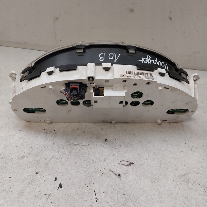 фото №10, Chrysler voyager iv 4 2,5crd спідометр  прилади європа