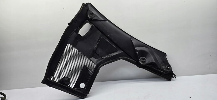 фото №5, Mercedes-benz c w205 2018 подкапотное пространство