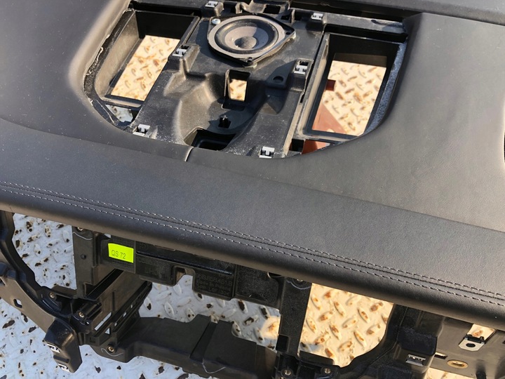 фото №6, Porsche macan 95b панель консоль подушки ремені