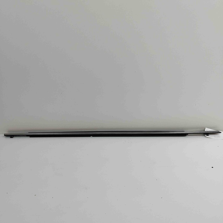 фото №2, Планка накладка правых передних дверь mazda cx-5 kf kb7w59640c