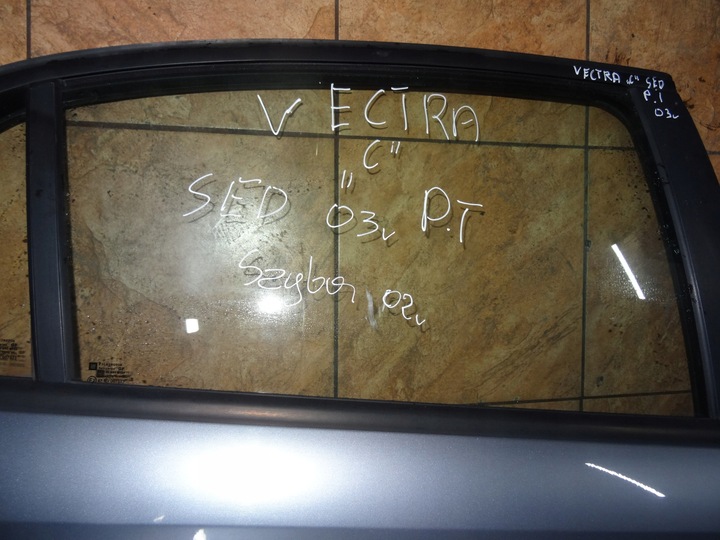 фото №1, Vectra c 1.8b 03' sedan скло двері праві зад