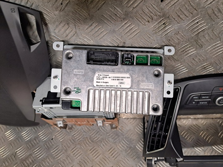 фото №8, Ford c max рестайлінг навігація комплект синхронізація 2