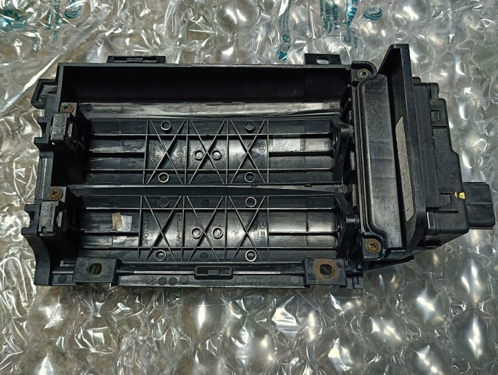 фото №9, Hyundai ioniq 4 2016-19 решітка решітка заглушка радара oem номер 86367-g2000