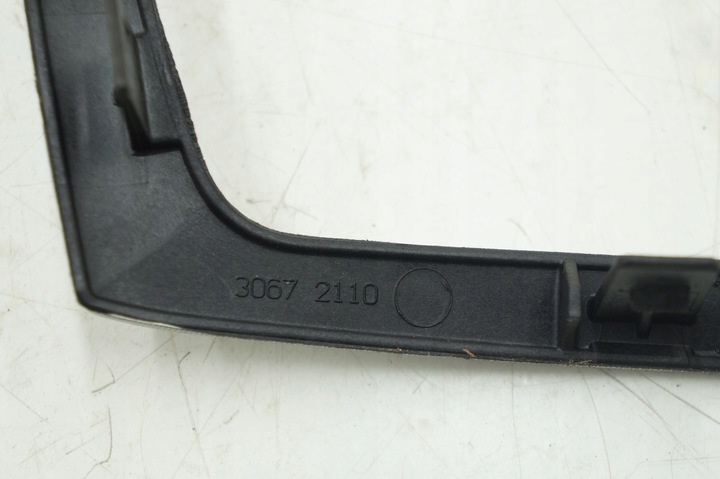 фото №2, Volvo v70 ii рамка защита радио 30672110