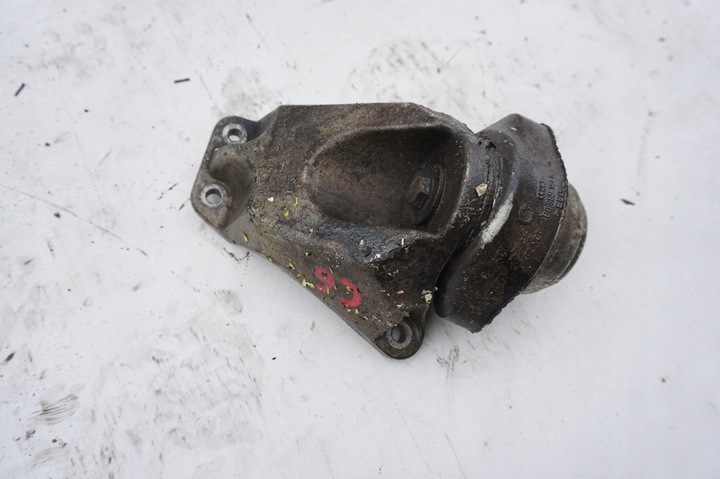 фото №1, Лапи подушка коробки 4f0399114b audi a6 c6