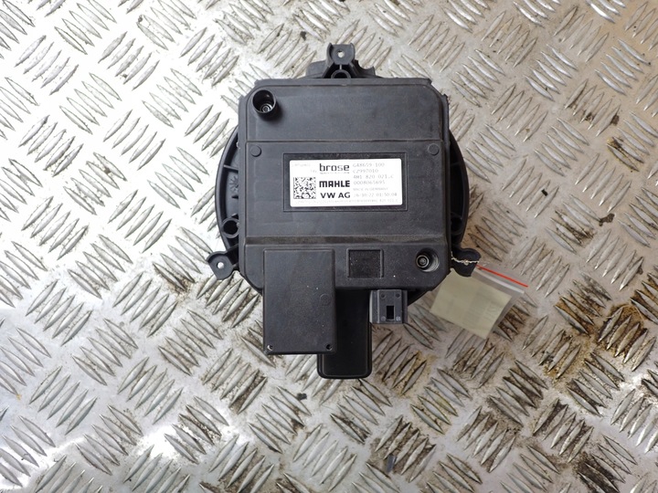 фото №1, Вентилятор воздуходувка audi a4a5 a8 4m1820021c 11220