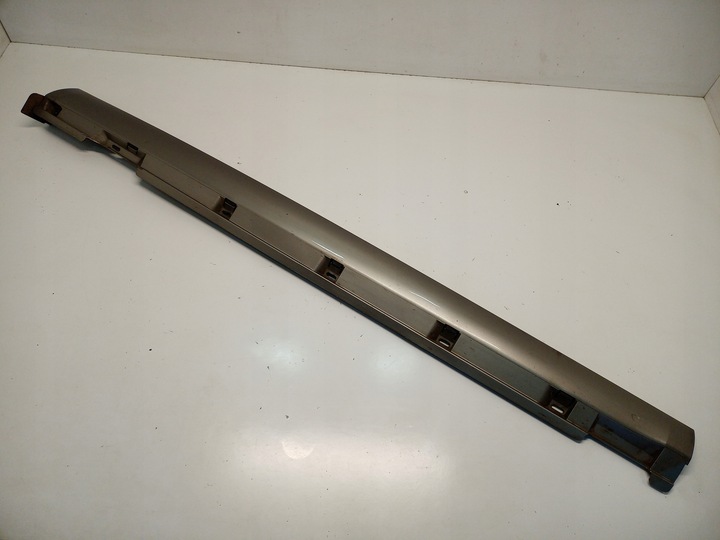 фото №1, Права планка порогова накладка vw passat cc рестайлінг 3c8853856f