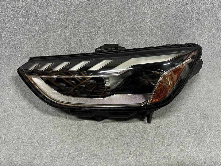 фото №1, Лампа audi a4 b9 рестайлінг повний led 8w0941033f ліва usa оригінал