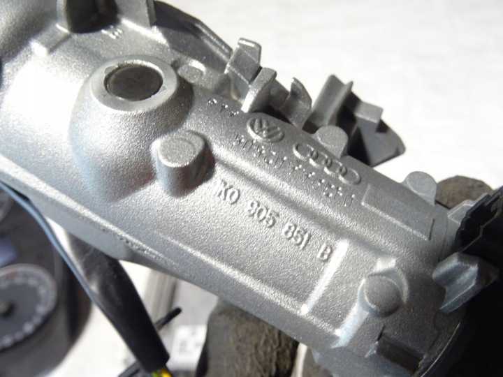 фото №10, Компьютер спидометр комплект vw touran i 1 1t 1.9 tdi bxe 03g906021kc 1t0920862f