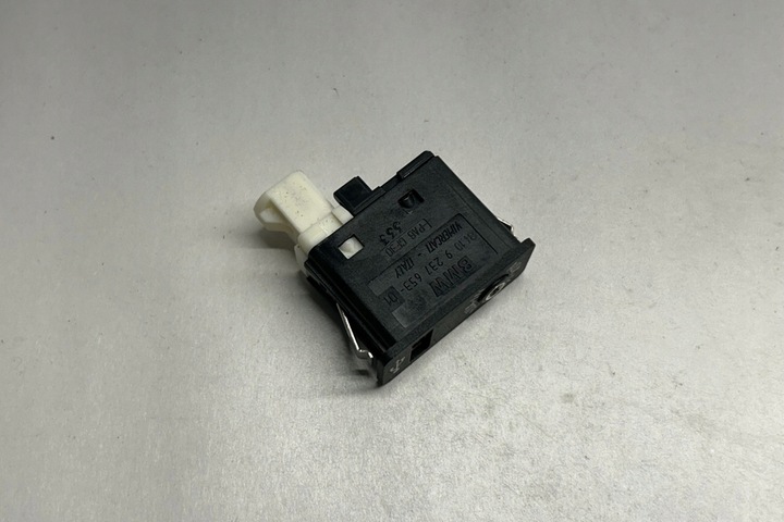 фото №10, Додатковий з'єднувач мультимедіа aux/usb bmw 7 f01, f02 9237653 4.4l