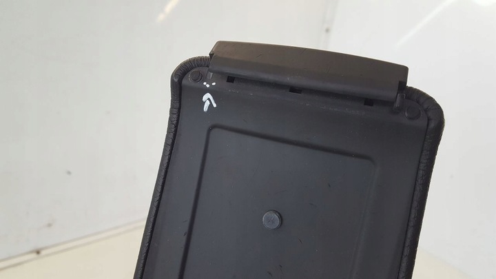 фото №10, Подлокотник туннель audi a6 c5 2,5 tdi