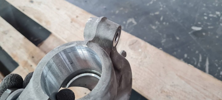 фото №8, Sq8 4m rsq8 q8 кріплення тримач widelec амортизатора праві 4m0413038h sq7