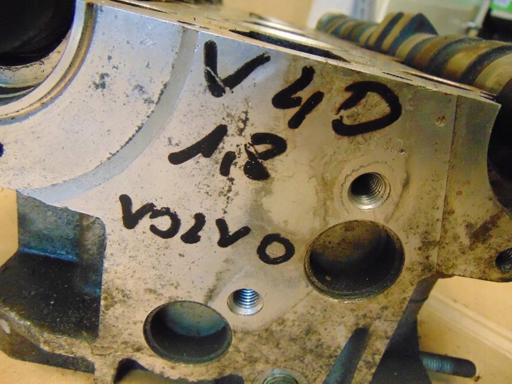 фото №15, Головка двигуна volvo s40 v40 1.8 377900422