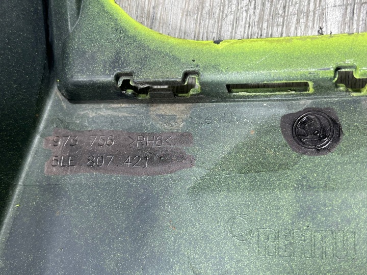 фото №16, Skoda enyaq купе rs 2021- бампер задний 5le807421